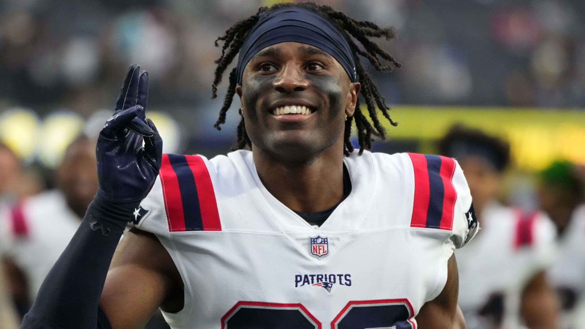 New England Patriots cornerback Joejuan Williams