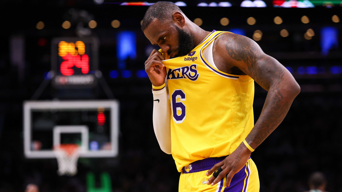 Los Angeles Lakers forward LeBron James