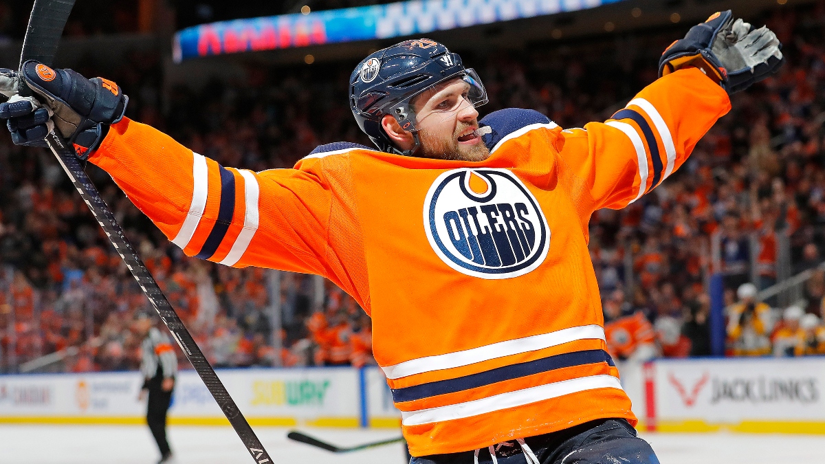 Edmonton Oilers forward Leon Draisaitl (29)
