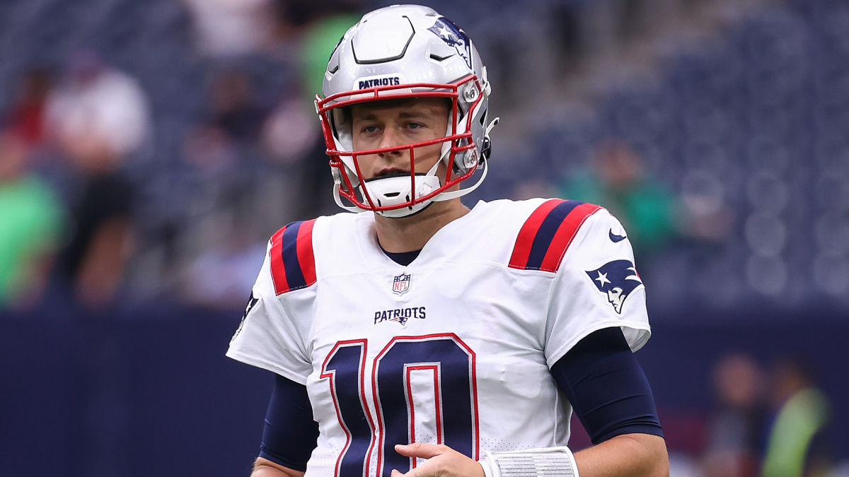 New England Patriots quarterback Mac Jones