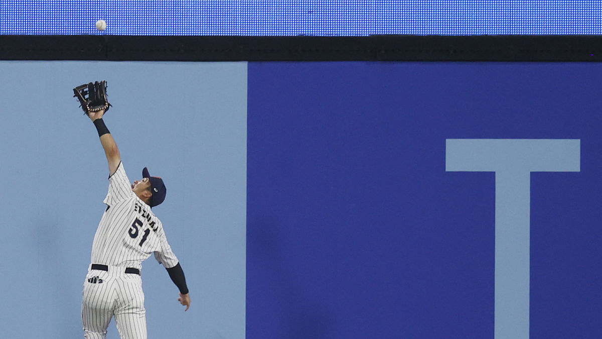 Japanese outfielder Seiya Suzuki