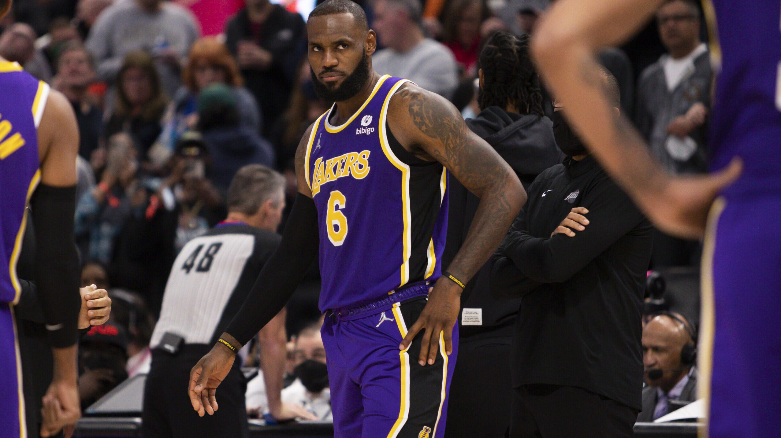 NBA: Los Angeles Lakers at Detroit Pistons