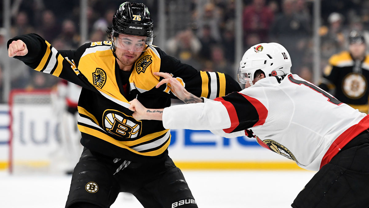 Boston Bruins defenseman Connor Clifton, Ottawa Senators left wing Alex Formenton