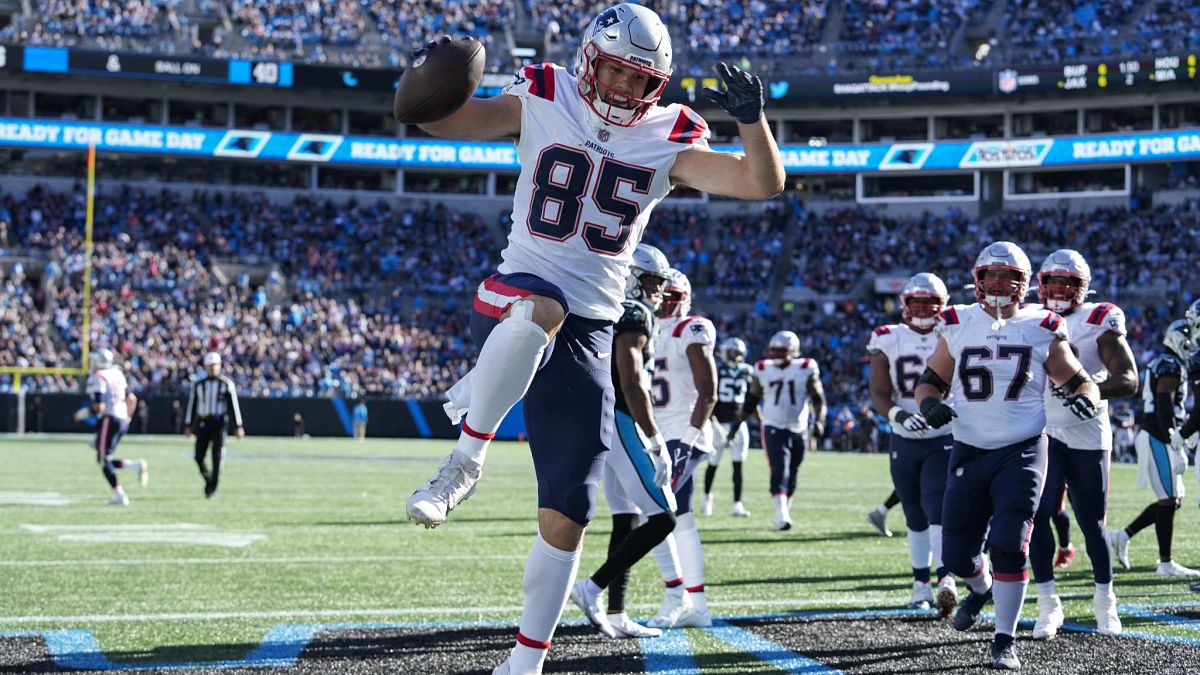 New England Patriots tight end Hunter Henry