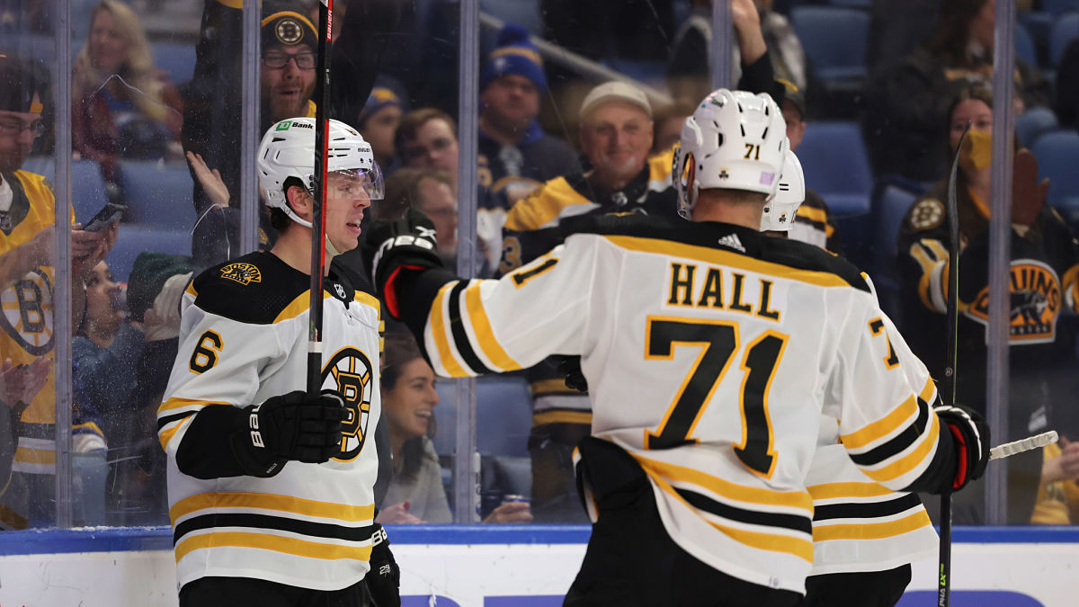 Boston Bruins defenseman Mike Reilly
