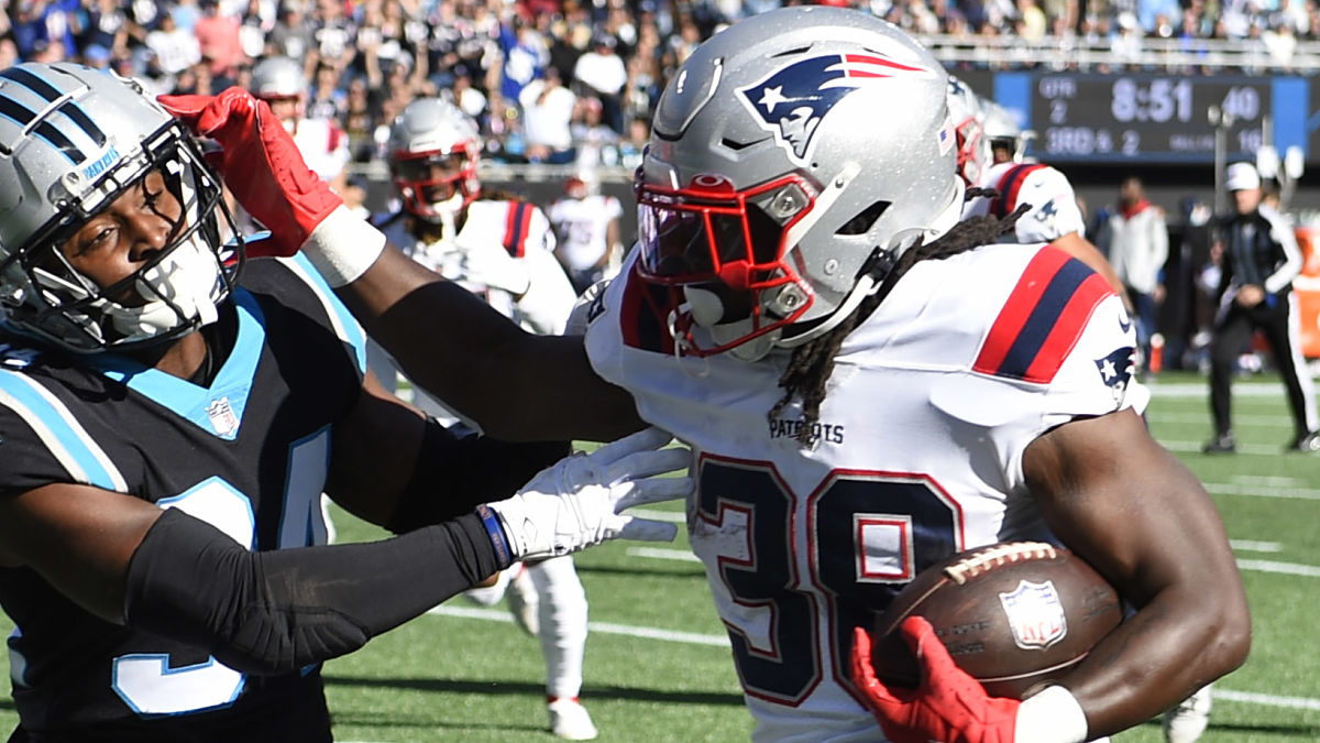 New England Patriots running back Rhamondre Stevenson