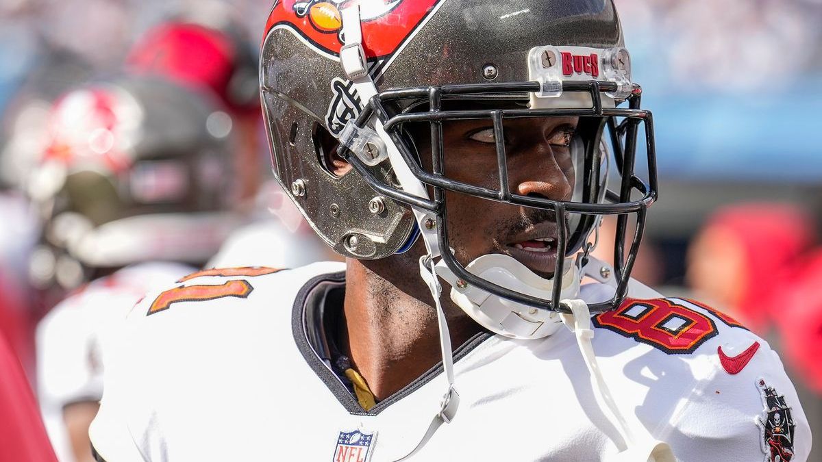 Tampa Bay Buccaneers receiver Antonio Brown