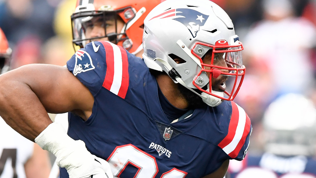 New England Patriots defensive end Deatrich Wise