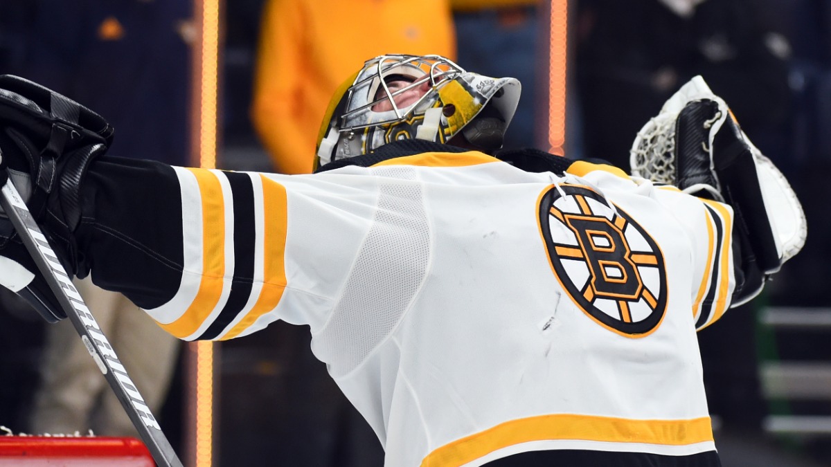 Boston Bruins goaltender Jeremy Swayman