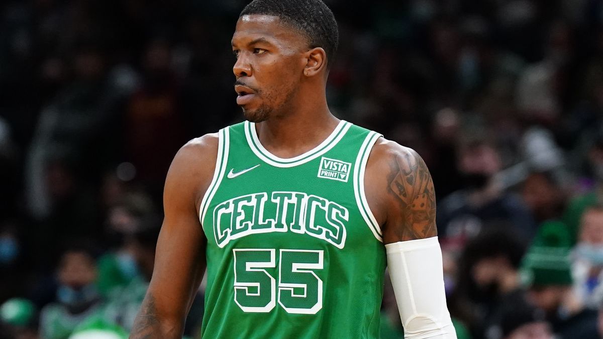 Boston Celtics forward Joe Johnson