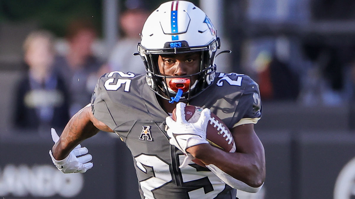 UCF running back Jonathan Richardson