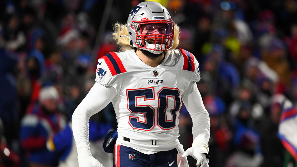 New England Patriots linebacker Chase Winovich