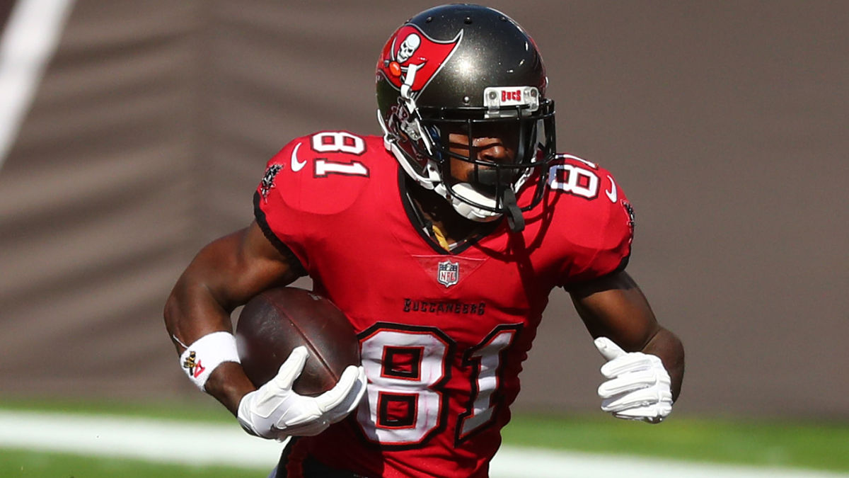 Tampa Bay Buccaneers wide receiver Antonio Brown