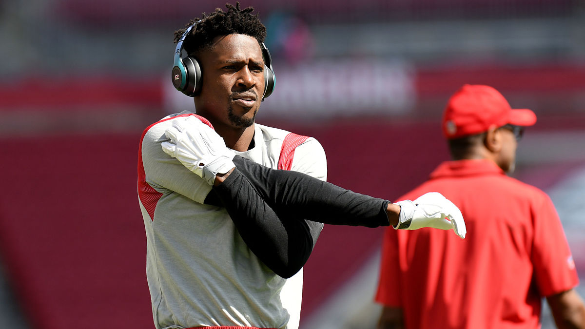 Ex-Bucs receiver Antonio Brown