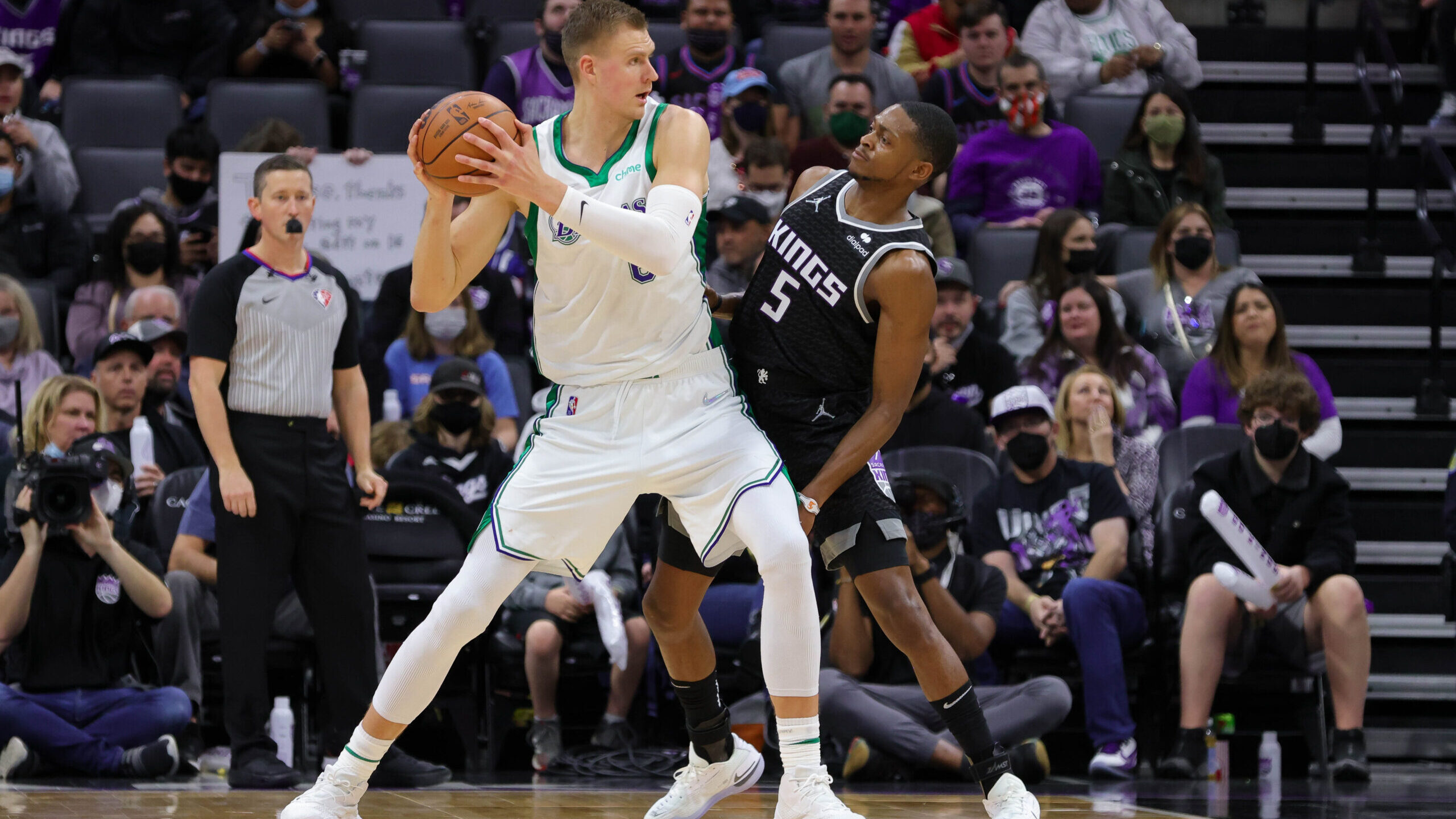 NBA: Dallas Mavericks at Sacramento Kings