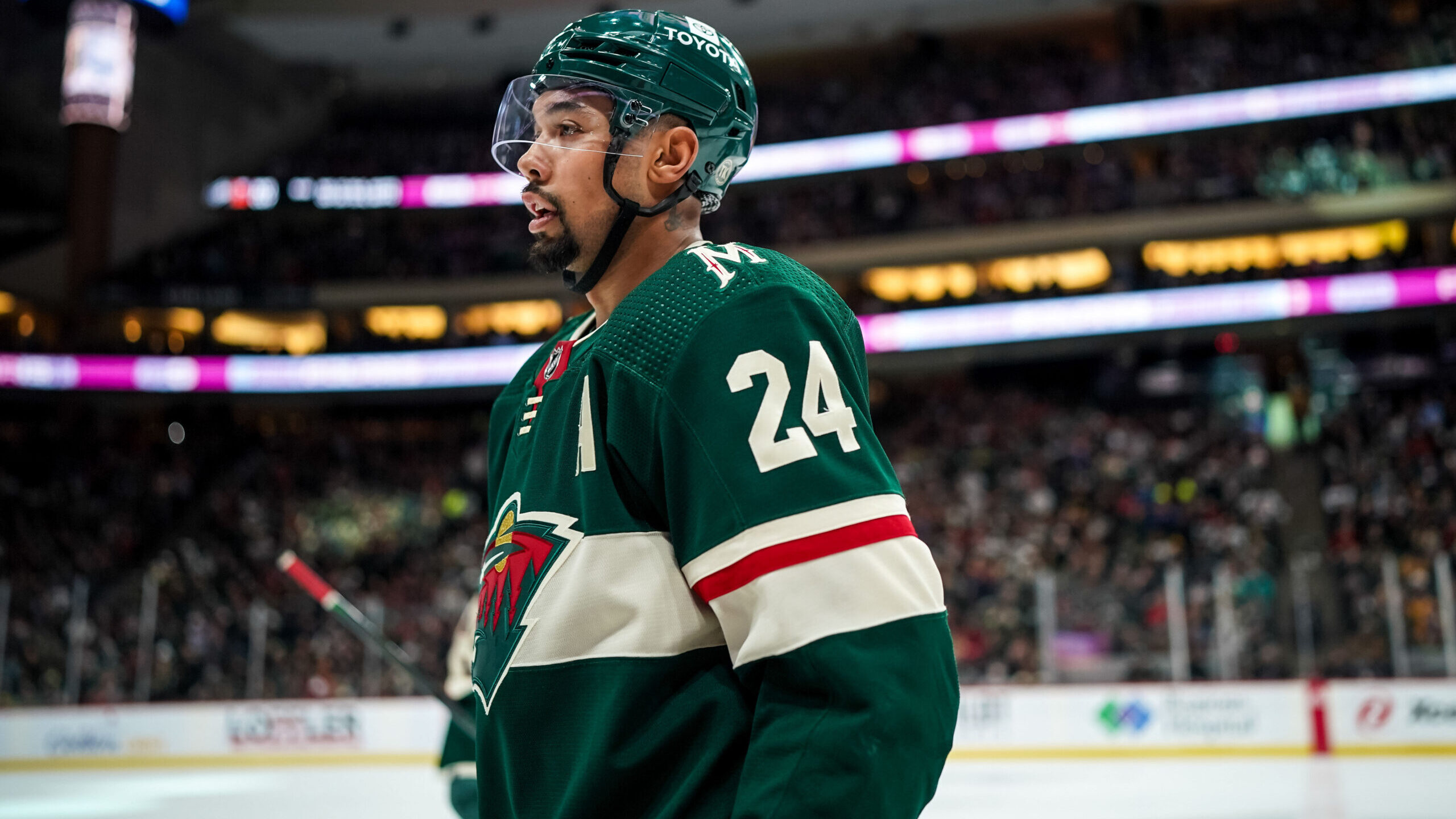 NHL: Carolina Hurricanes at Minnesota Wild