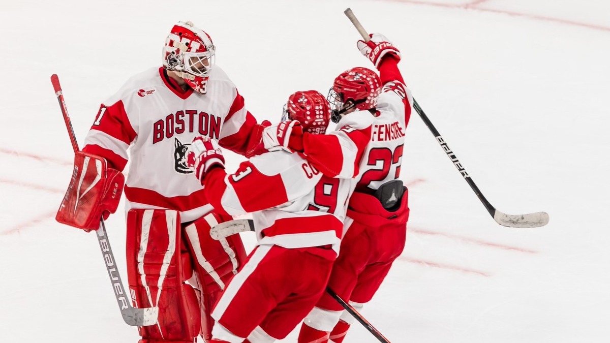 Boston University goaltender Vinny Duplessis