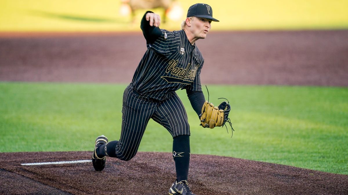 Vanderbilt pitcher Chris McElvain
