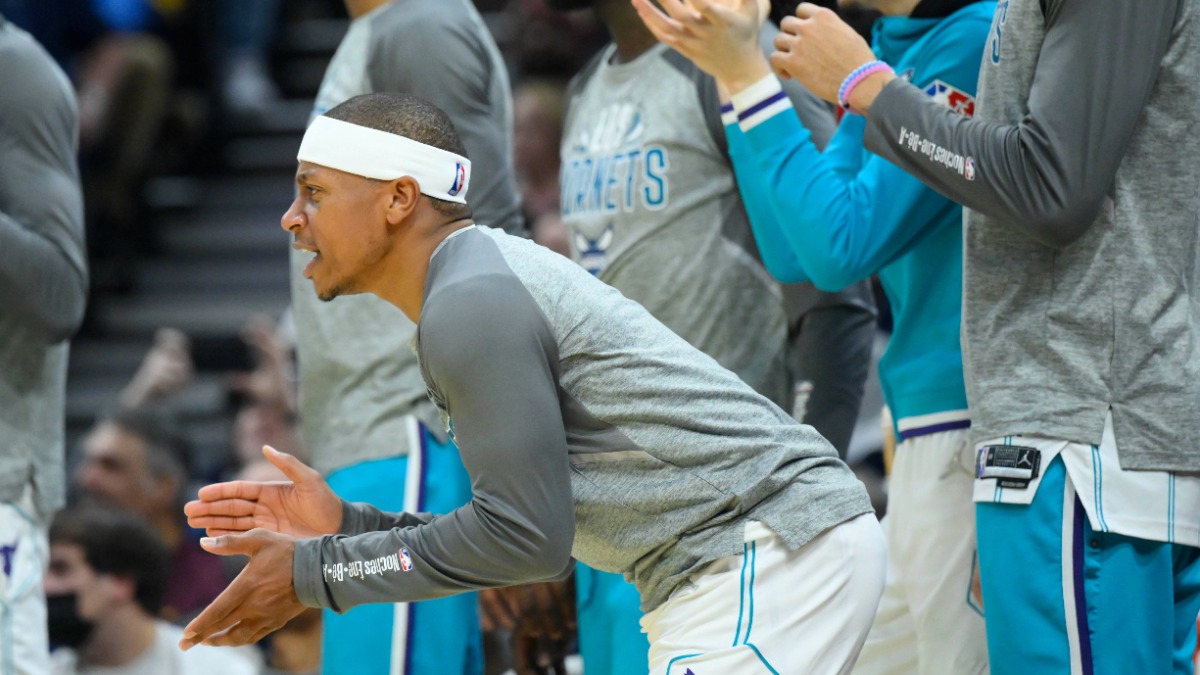 Charlotte Hornets guard Isaiah Thomas