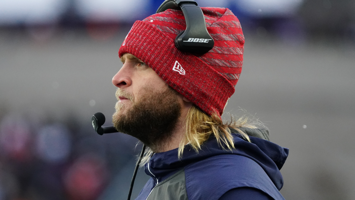 New England Patriots outside linebackers coach Steve Belichick
