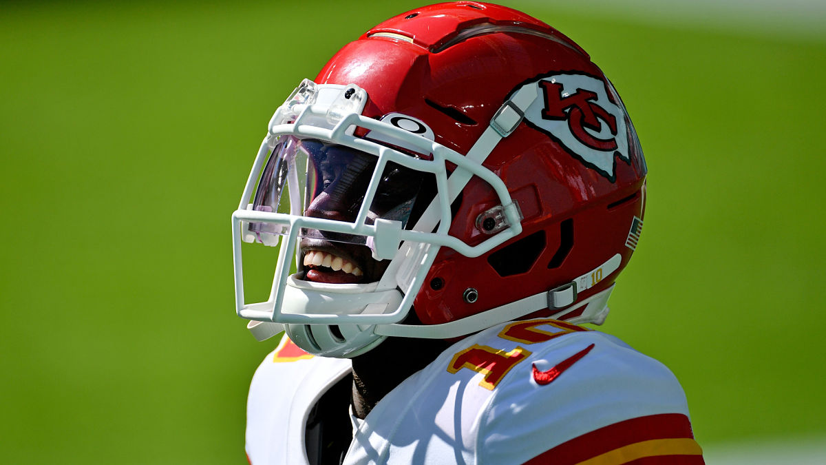 Miami Dolphins receiver Tyreek Hill