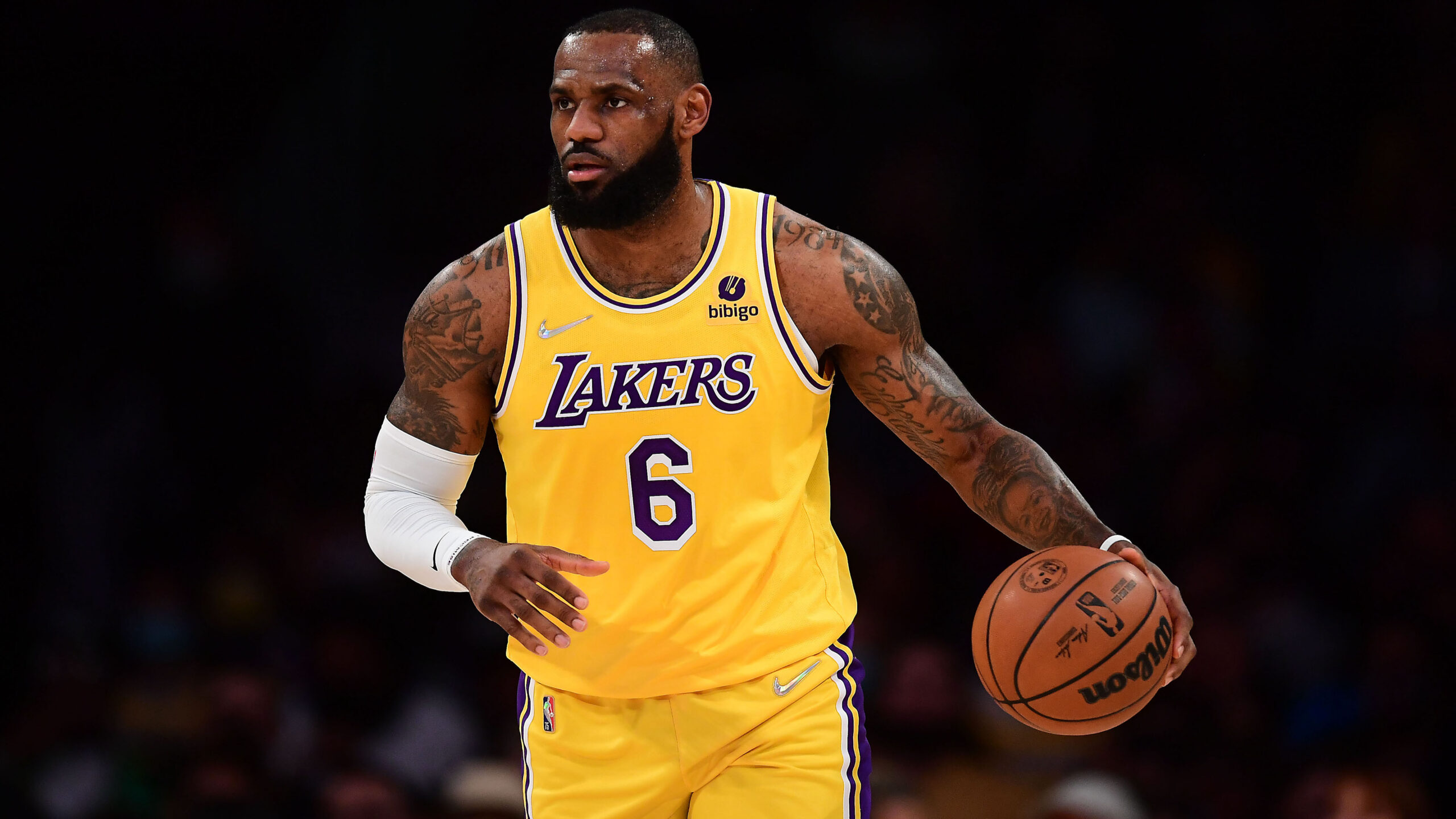 NBA: Milwaukee Bucks at Los Angeles Lakers
