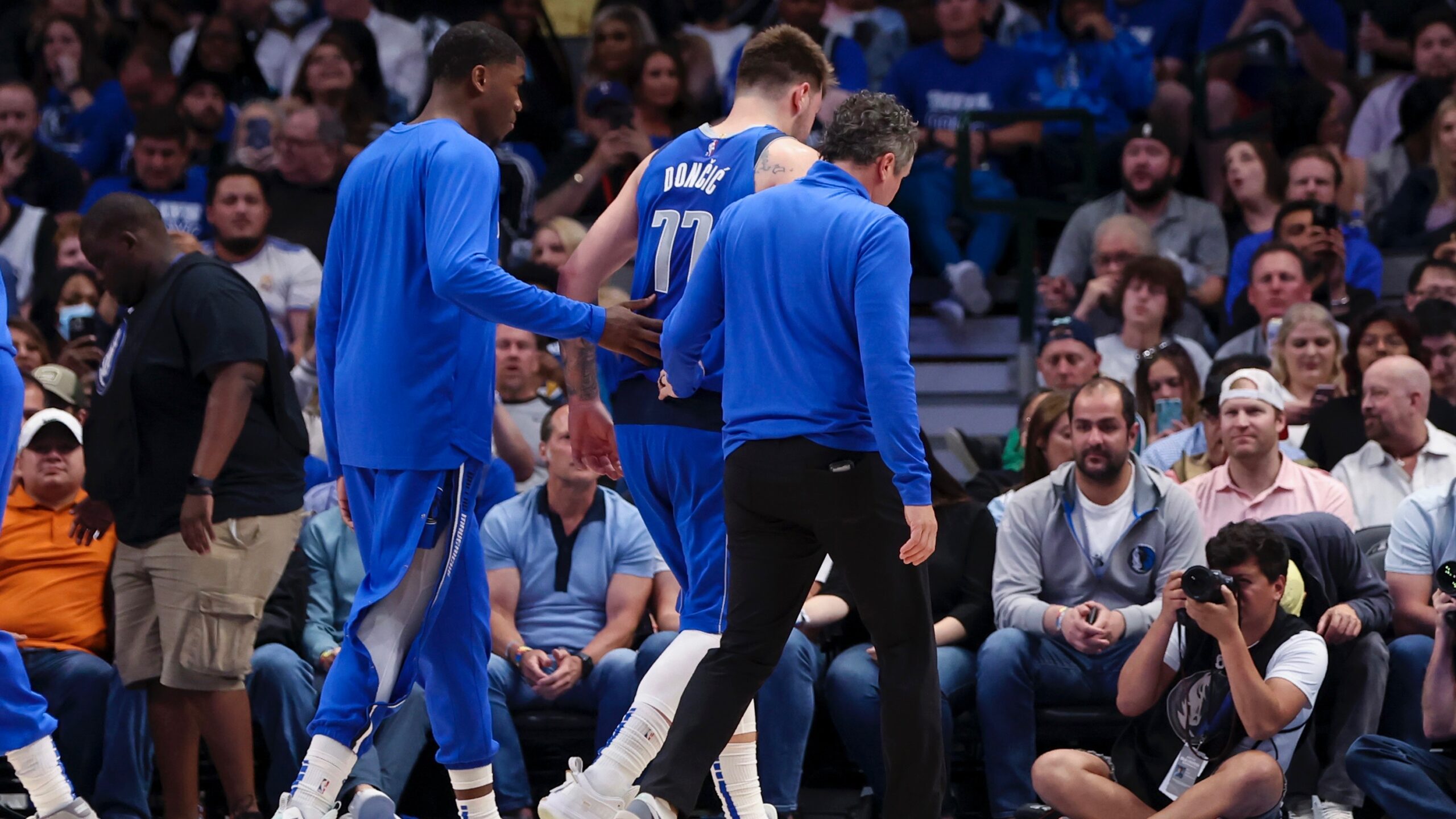NBA: San Antonio Spurs at Dallas Mavericks