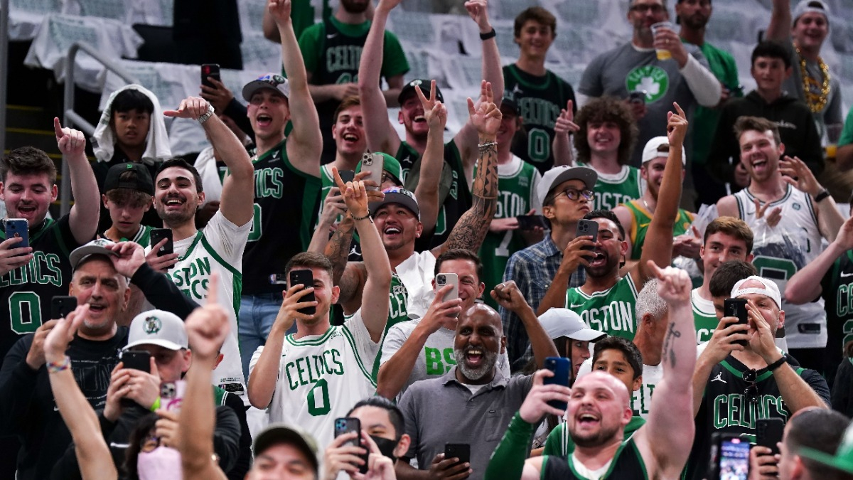 Boston Celtics fans