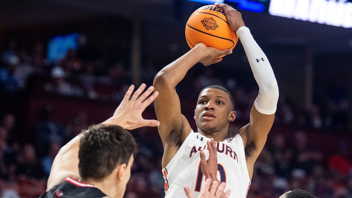 Former Auburn forward Jabari Smith Jr.