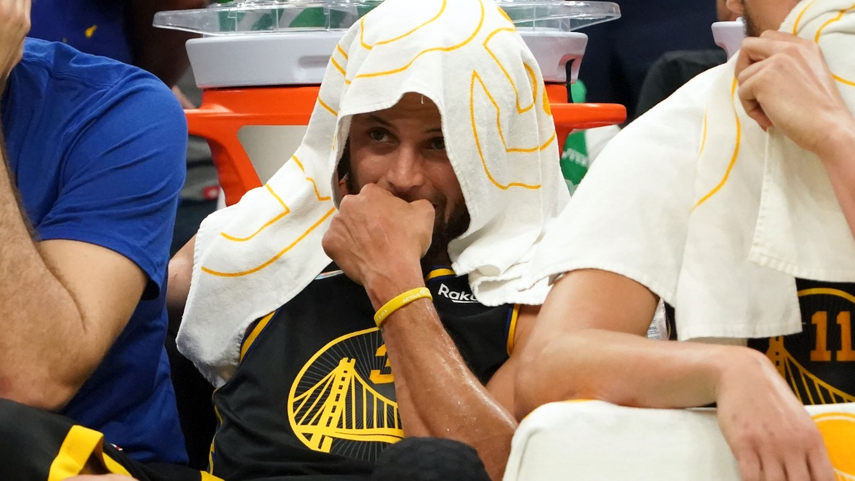 Golden State Warriors guard Stephen Curry