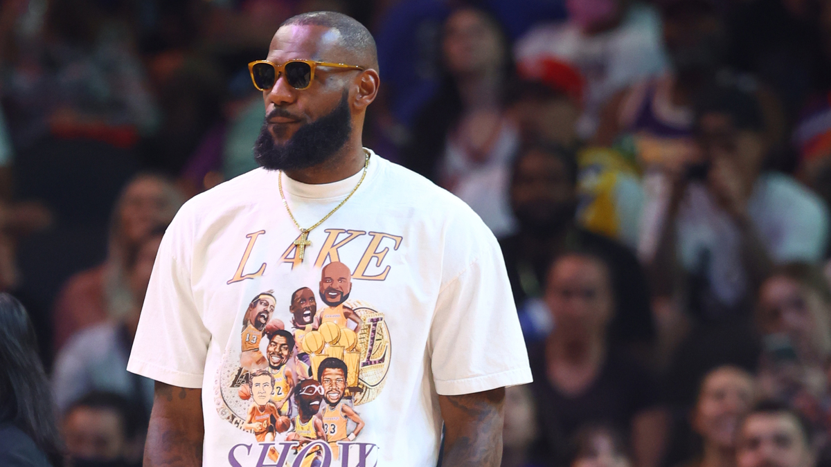Los Angeles Lakers forward LeBron James