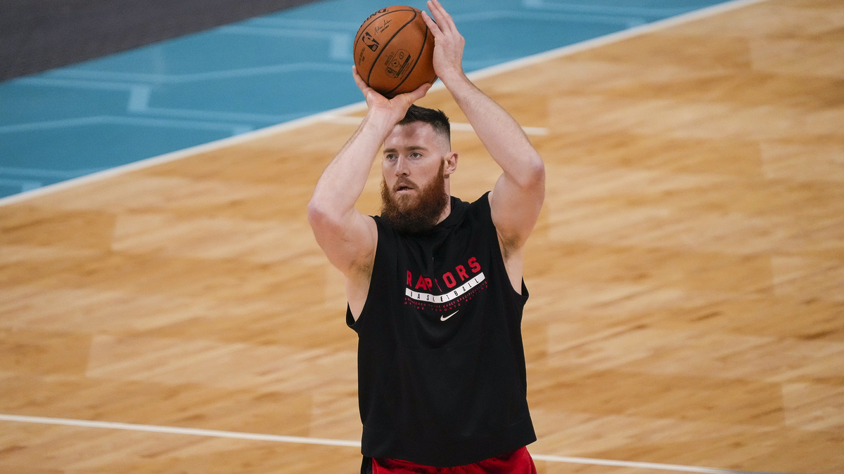 NBA free agent center Aron Baynes