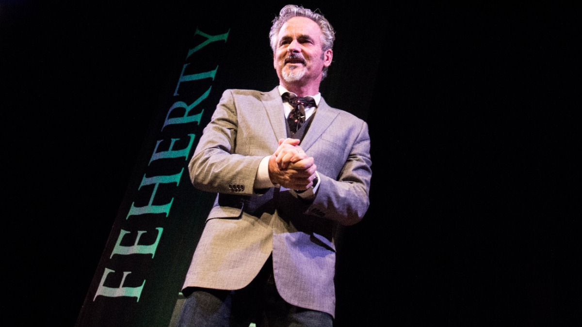 Golf commentator David Feherty