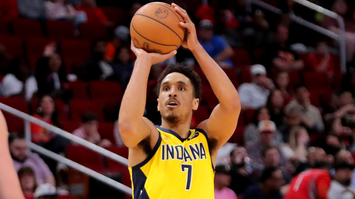 Boston Celtics guard Malcolm Brogdon