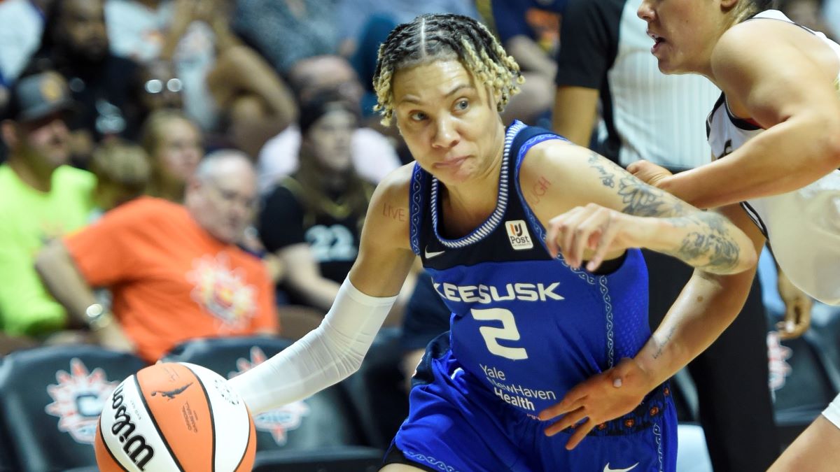 CT Sun guard Natisha Hiedeman