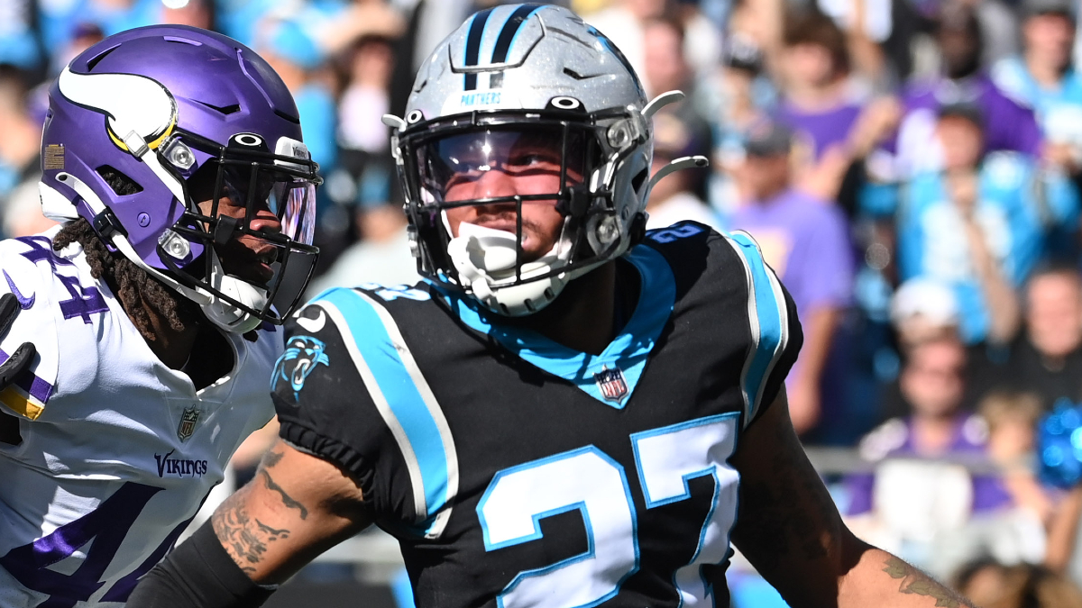 Panthers safety Kenny Robinson