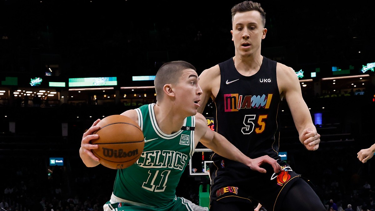 Boston Celtics guard Payton Pritchard, Miami Heat guard Duncan Robinson