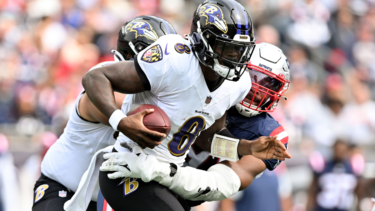New England Patriots defensive end Deatrich Wise Jr.