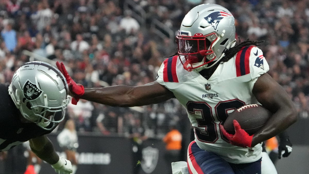 New England Patriots running back Rhamondre Stevenson