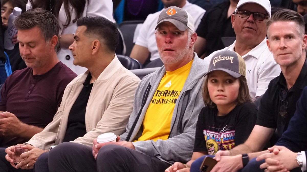 Pro Football Hall of Fame quarterback Brett Favre