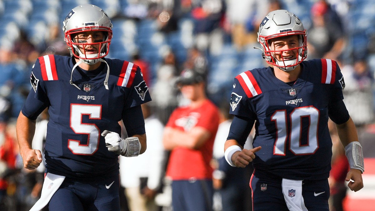 New England Patriots quarterbacks Brian Hoyer, Mac Jones