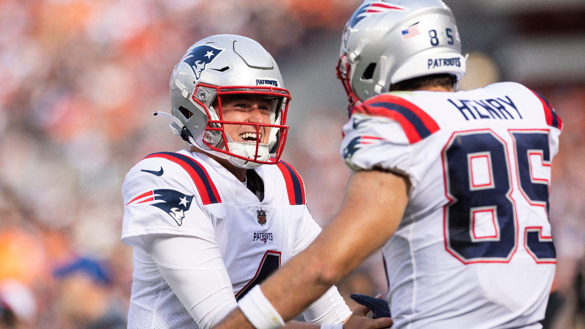 Patriots quarterback Bailey Zappe and tight end Hunter Henry