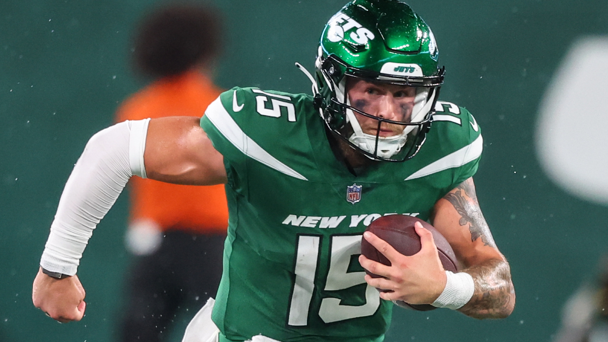 New York Jets quarterback Chris Streveler