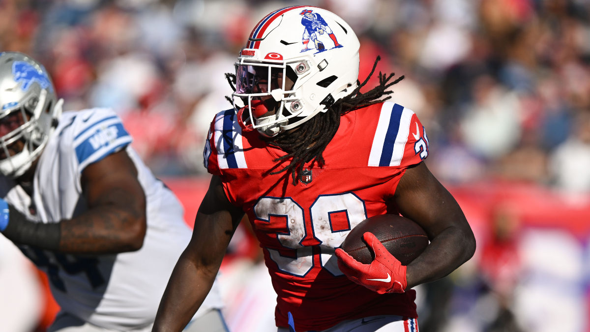 New England Patriots running back Rhamondre Stevenson
