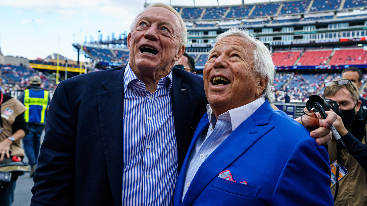 New England Patriots owner Robert Kraft and Dallas Cowboys owner Jerry Jones