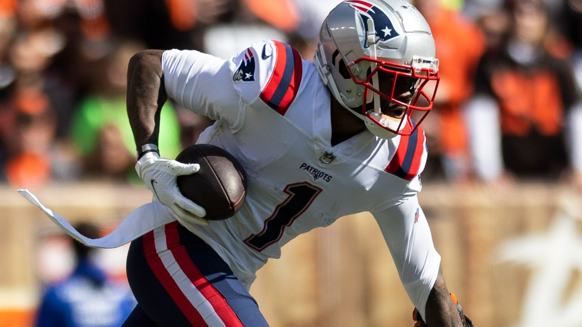 New England Patriots receiver DeVante Parker