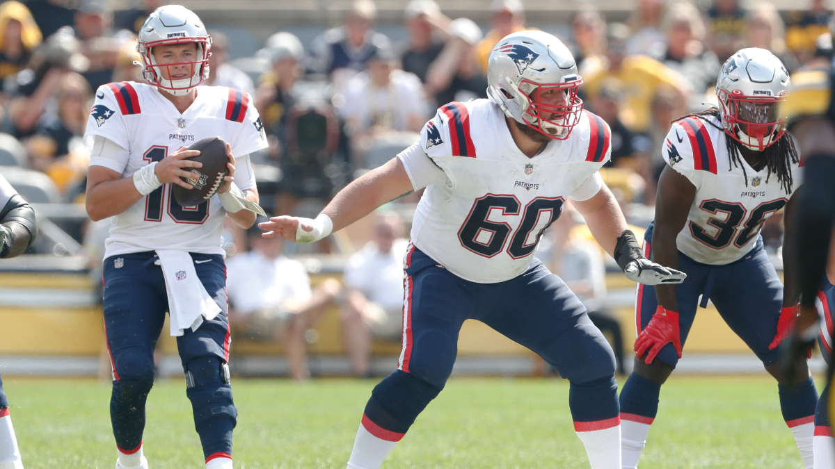 New England Patriots center David Andrews