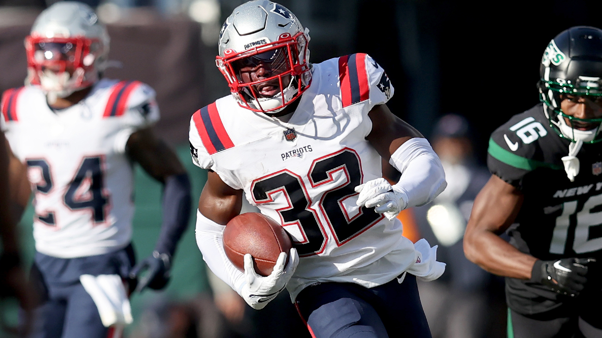 New England Patriots safety Devin McCourty