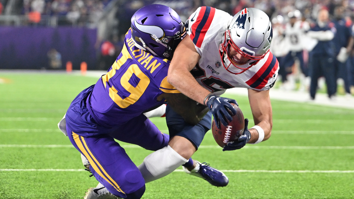 New England Patriots tight end Hunter Henry