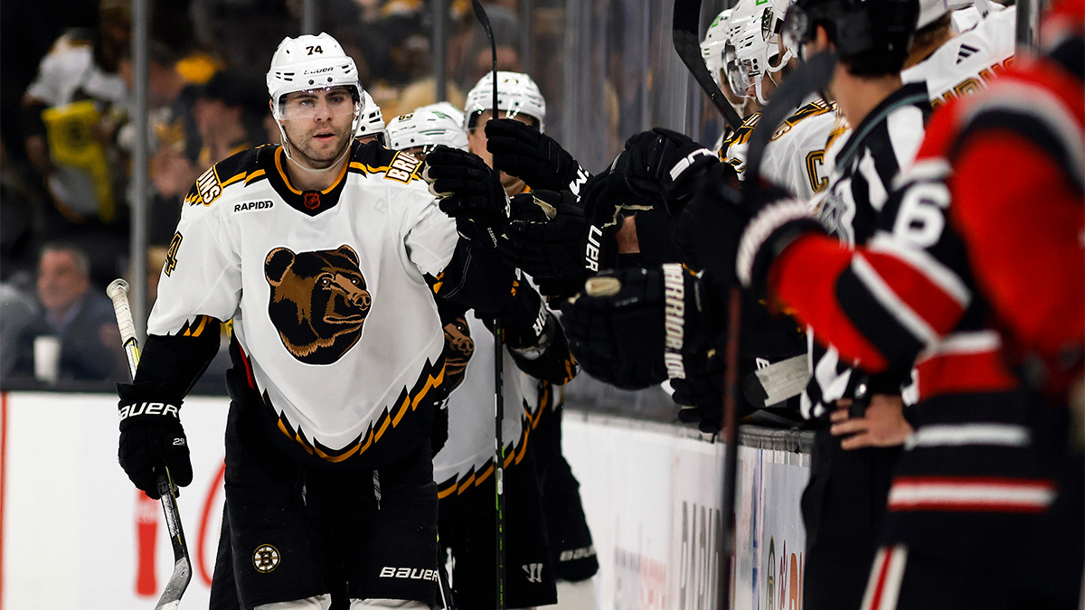 Boston Bruins left wing Jake DeBrusk